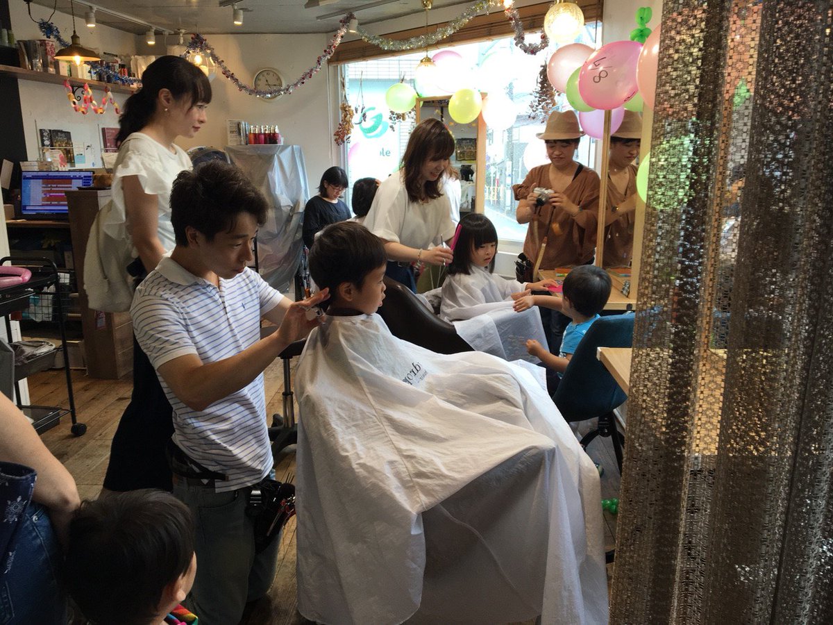 Snowdrop For Hair 公式 Snowdropチャリティーキッズカット 吉祥寺編 吉祥寺もたくさんのお子さんに来ていただき盛り上がっていました 雨のなかありがとうございました Snowdrop 阿佐ヶ谷 荻窪 吉祥寺 チャリティー キッズカット