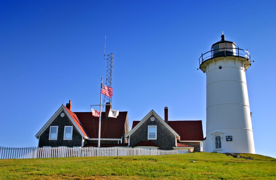 Who is ready to celebrate National Lighthouse Day with us on beautiful Cape Cod, MA? bit.ly/2Of0Mqr #NationalLighthouseDay #Chatham #visitorfun #vacation