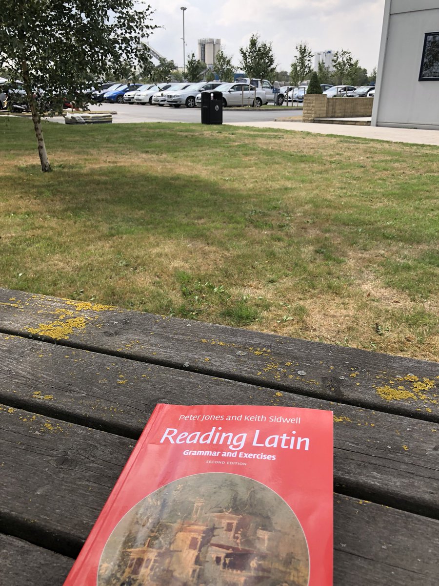 MrTonyPotter's tweet photo. Grabbing a half hour of Latin revision during lunch. #Latin #Euclio #Declensions @OU_Classics @OpenUniversity @OUstudents https://t.co/B6QyogZy0U