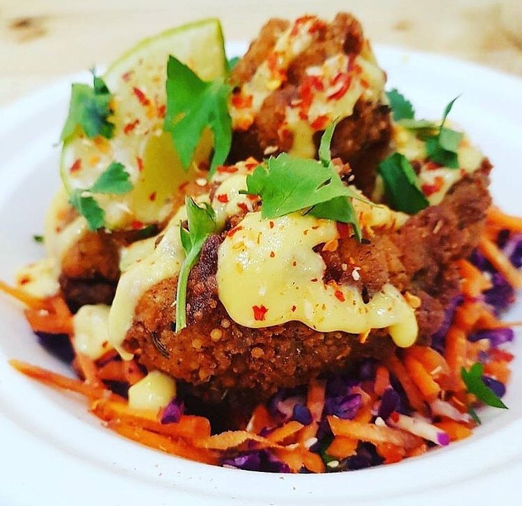 <a href="/ItalFresh/">ItalFresh</a>  providing the flavours to savour at this Saturday’s <a href="/posvibefest/">Positive Vibration</a> free Reggae Social event down at our Yard #posvibefest #baltictriangle ✊🏽