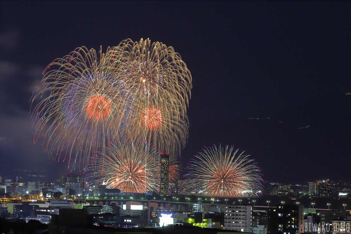 Tomo Twitter પર 今年の琵琶湖大花火大会も いい絵が撮れました やっぱ琵琶湖大花火大会は圧巻 花火 琵琶湖大花火大会 Tomo Twitter પર 今年の琵琶湖大花火大会も いい絵が撮れました やっぱ琵琶湖大花火大会は圧巻 花火 琵琶湖大花火大会