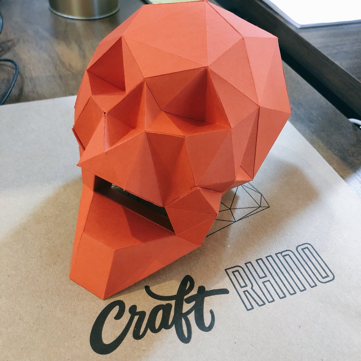 suzanadaniel's tweet image. Quando seu colega de trabalho é um artista. 😍 #studiocraft