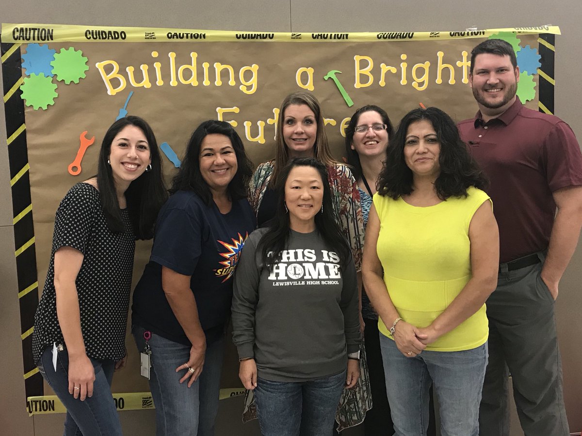 YvetteBernal1's tweet photo. 4th Grade Team - ready for a GrEaT year! 🚧 🔨 
@LewisvilleES 
#theponyway 
#LVESsummer https://t.co/PuIBMaZdy7