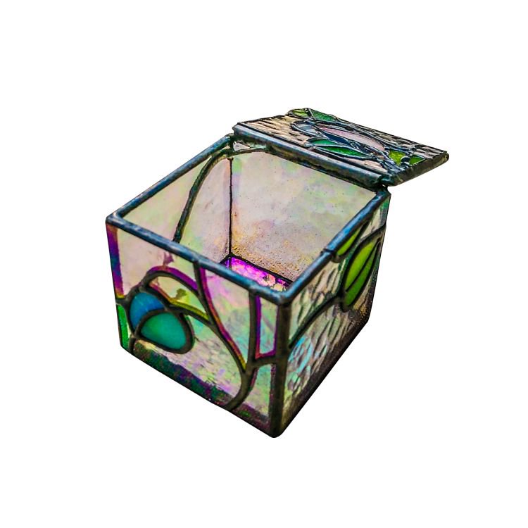 nurcindize1's tweet photo. #weddingringbox #engagementringbox #glassart #ringbearerbox #weddingdecor #bedroomdecor #butterflydecor #jewelrybox #engagementdecor #stainedglassbox #butterflybox #glassringbox #stainedglass #etsy #etsygifts #etsyfinds  #wedding #engagement #handmade  #giftforcouples #giftforher https://t.co/kMZD8TRSts