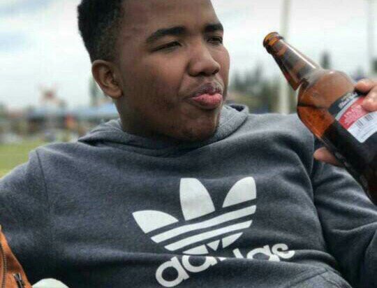 KgothatsoDM's tweet photo. Dear God

Please test me with a million rand,I want to see my true colours😭 https://t.co/an7VmJvnbG