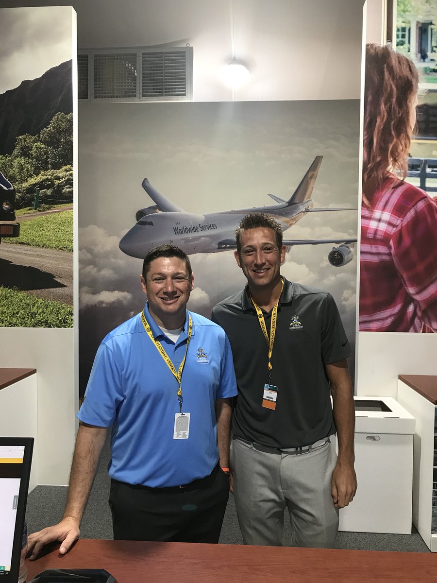 #UPS counter is open for business at #PGAChampionship. Shipping Intl, Air and Ground. #BelleriveCC #UPSers <a href="/jrindafernshaw/">Fern Shaw</a> <a href="/DHNY1005/">David</a>