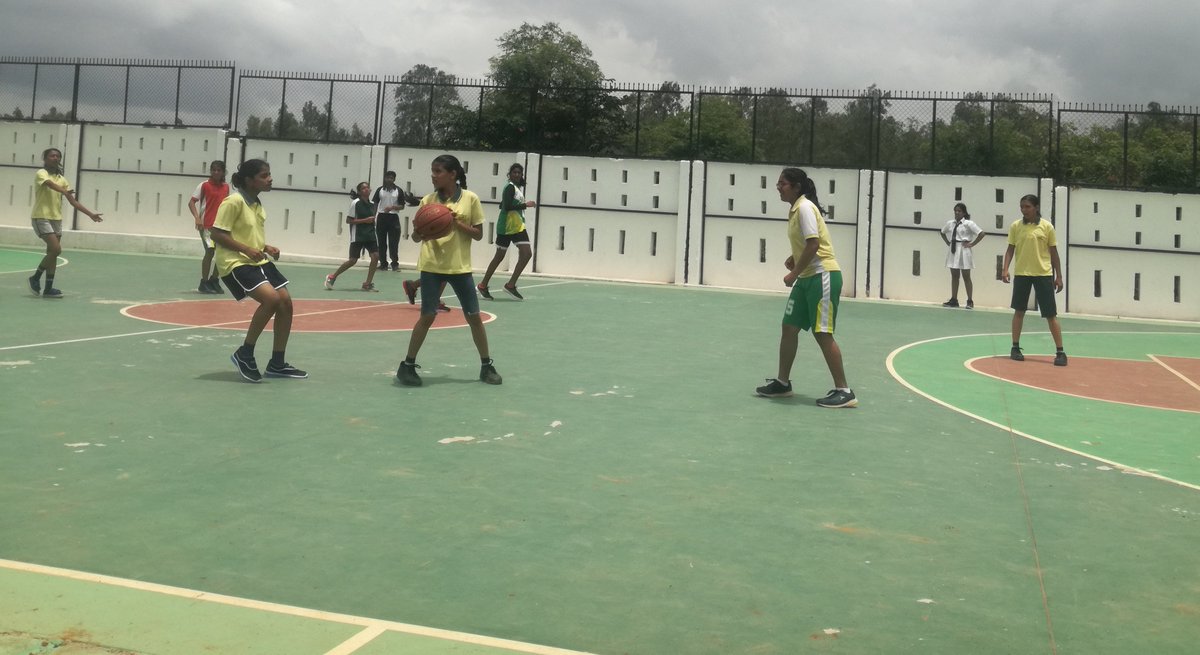 SV_EduSports's tweet photo. Highlights of the Delhi Public School Bangalore East vs Glentree Academy Basketball Girl's U-13 match.
DPS East won the match.
#ESL2018 #ESL2018Bengaluru #EduSports #GetSetPlay #DPSEastVSGlentree
@DpsBangalore @GlentreeAcademy https://t.co/rMv87EHhgr