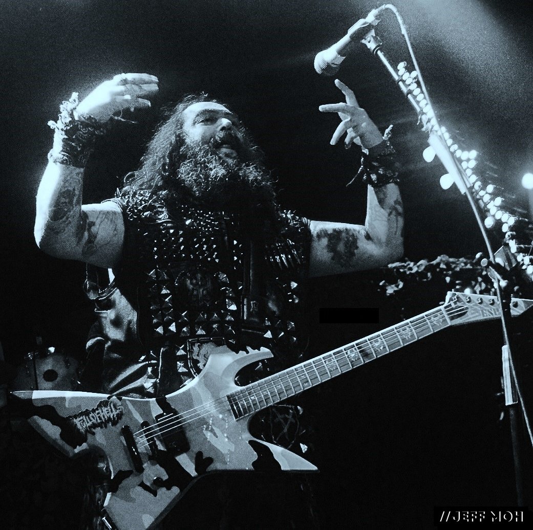 SOULFLY - Max Cavalera,legendary Singer/Guitarist of mega band during mid 80's as Sepultura,and by 1997 he formed as Soulfly.Last night they performed in full house event at O2 Islington Academy. #soulfly #maxcavalera #rizermagazine #jeffmoh8