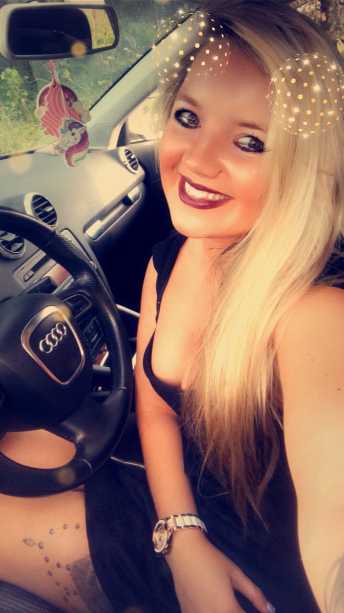 💷GoddessAbs👸🏼💷 tweet media
