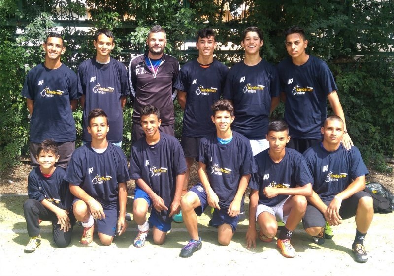 The Bulgarian squad for the SATUC World Cup in Sofia has been announced

bfunion.bg/news/45376/0