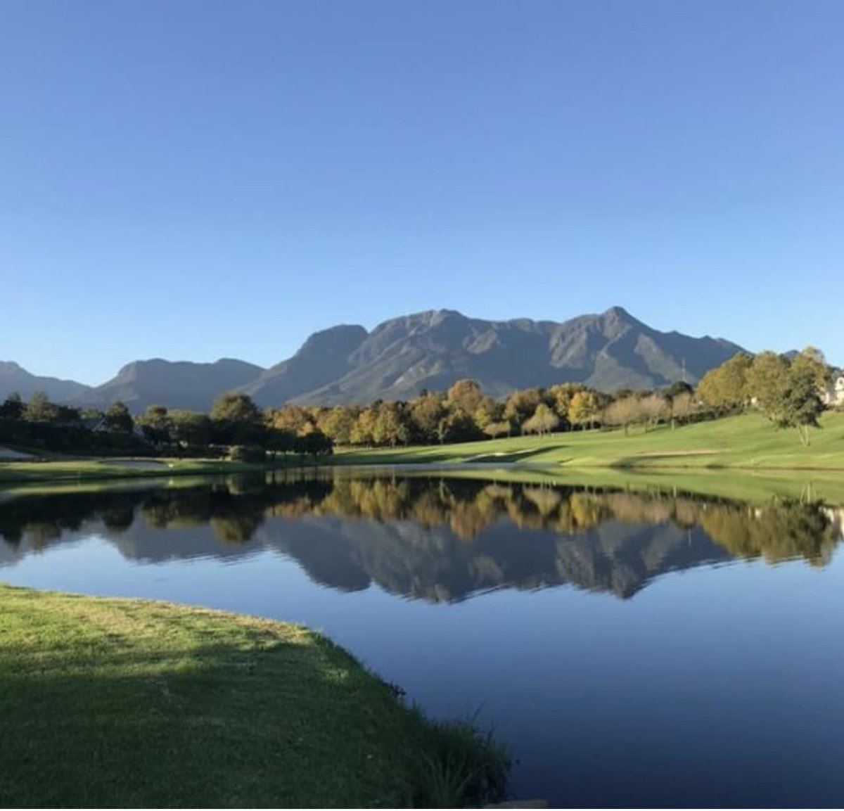 TouchReserve's tweet photo. Our #TravelTuesday inspiration is undoubtedly one of the finest places to dine, golf and relax. We recommend a visit to the picturesque @FANCOURTSA who recently won Best Hotel Spa in SA! The #touchreserve lifestyle loves nature, leisure and fine dining. Salut 🍷🍴! https://t.co/4xinmhvzyT