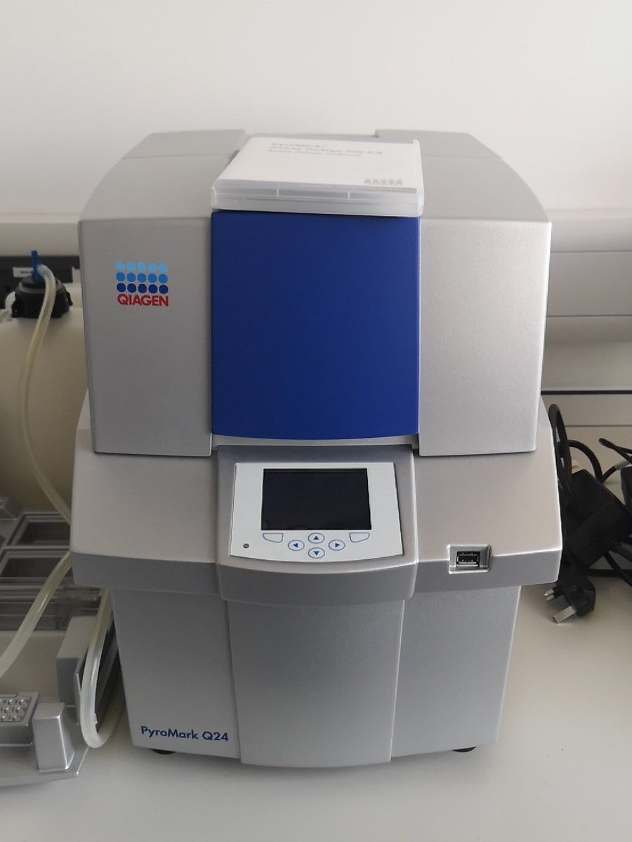davebiophysics's tweet photo. Finally got my @QIAGEN #Q24 #pyromark back π.... Time to unpack while having a view like pic 2! #HelloWaterside @UoNSELS labs look amazing! Best get some shelf space before @drleemachado steals it all! #UniNorthants #bioscience https://t.co/24RSu9wi9G