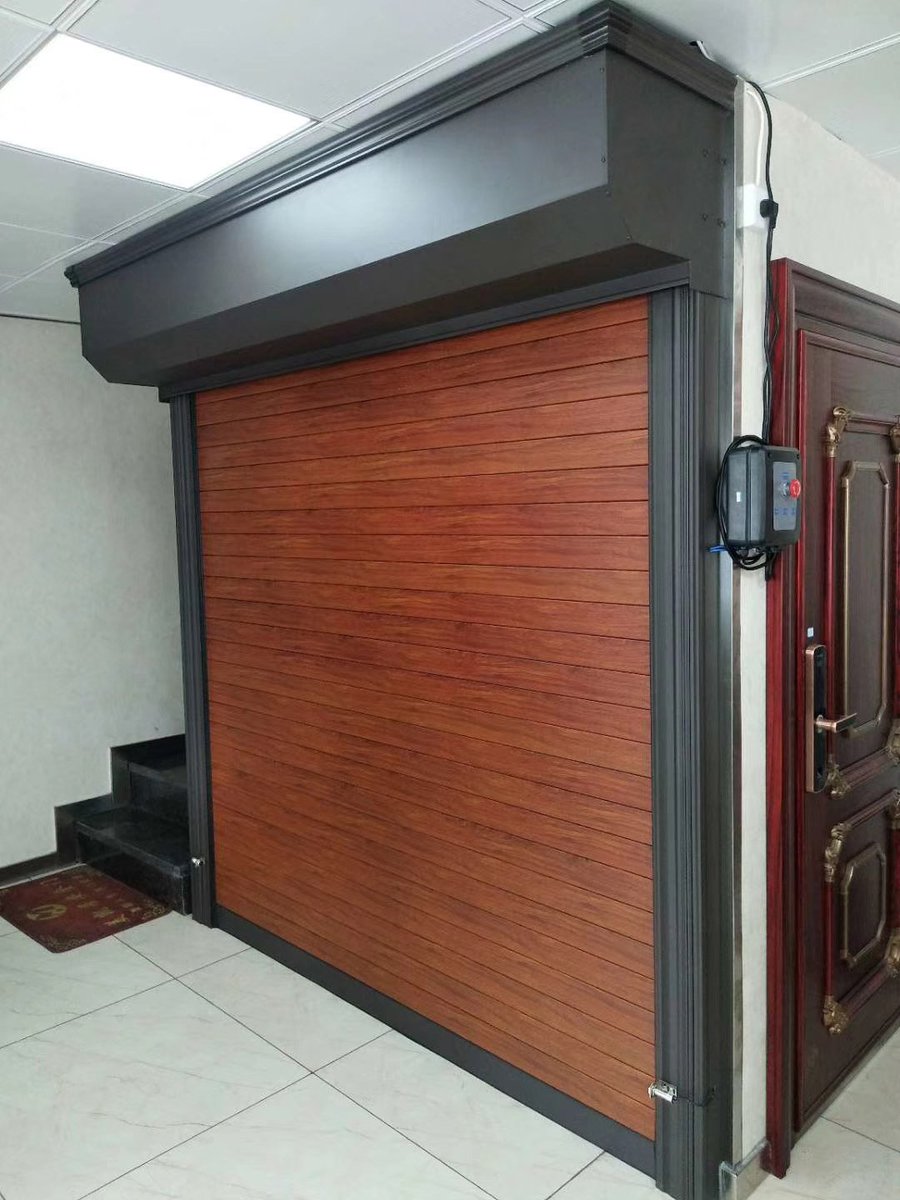 HofulShutter's tweet image. Featured in:
1. Multi rails structure design, quick install and safe.
2. Pre-made luxury skirting, decorative for villa.
3. Insulated foam filled.
4. High speed tubular motor operation.
5. Wood grain finishing as standard.
#GarageSale