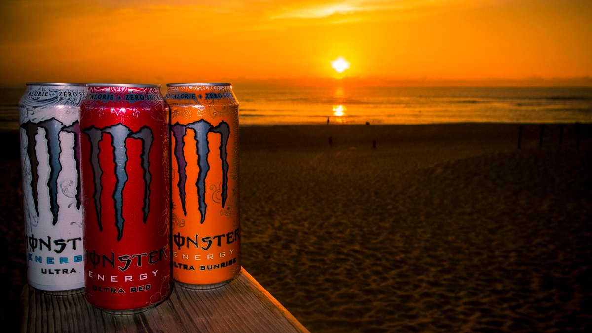 MonsterEnergyF's tweet photo. Ultra, Ultra Red & Ultra Sunrise : les trois sont sans sucre et sans calorie... Tu sens les bonnes vibes de l'été ? #UltraUnleashed https://t.co/DuzgrbdsSp