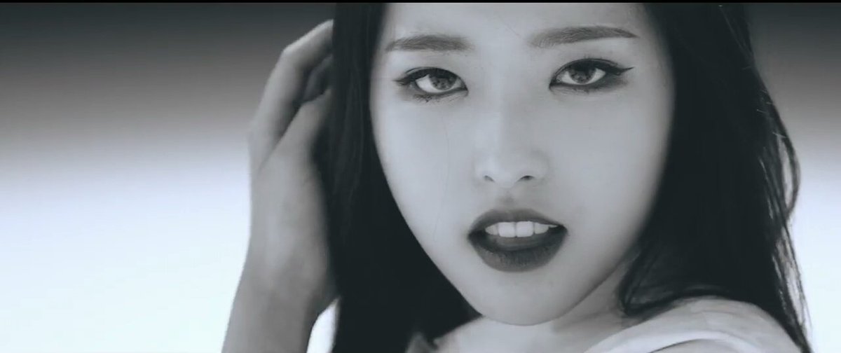 hyewongallery's tweet image. EVERYBODY SAY THANK YOU HYEWON

#LOONA_FAVORITE