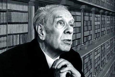 “Uno puede dar lo que no tiene. Por ejemplo, una persona puede dar felicidad y no ser feliz; puede dar miedo y no estar aterrada. Y puede dar sabiduría y no tenerla. Todo es tan misterioso en el mundo…”
Jorge Luis #Borges