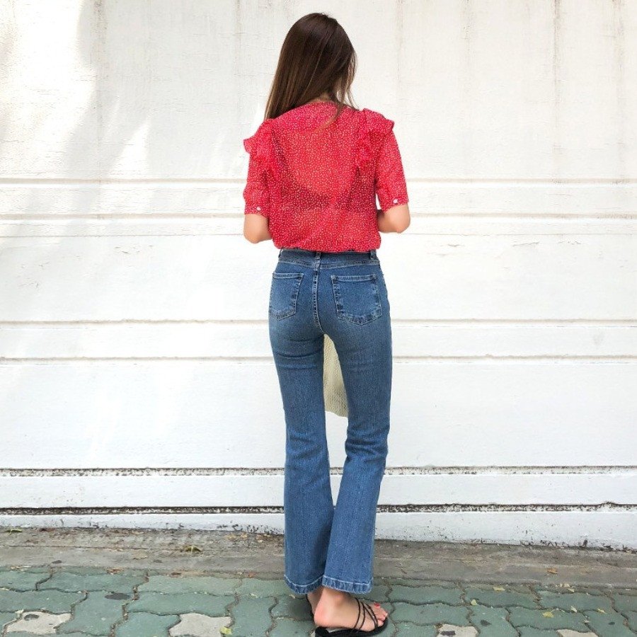 withipun_Jp's tweet photo. フリルポイントドット柄ブラウス🌟
https://t.co/fOGwWBUZnc

#レディースファッション #プチプラ #今日の服 #デイリースタイル https://t.co/USDX4JrYIM