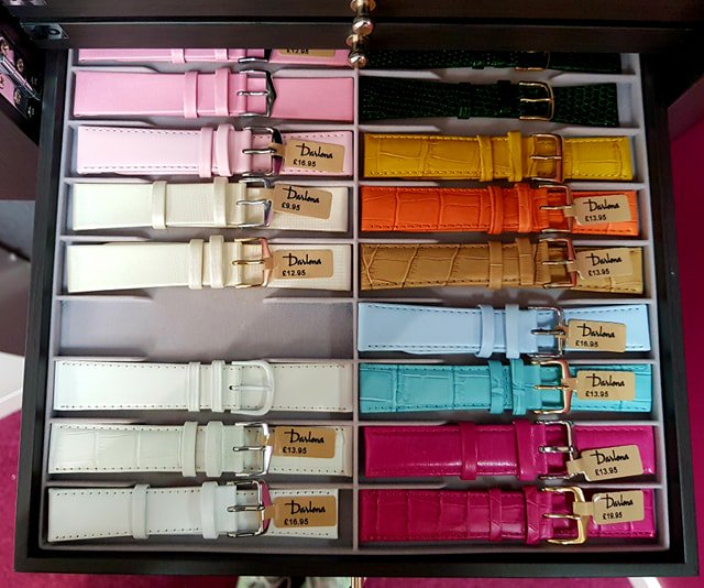 VHJewellers's tweet photo. Something as simple as changing your watch strap can brighten your day! We have a ranged to choose from, if you fancy a change!
#watches #time #victoriahighfield #heatonmoor #stockport https://t.co/QsQdC9APdX