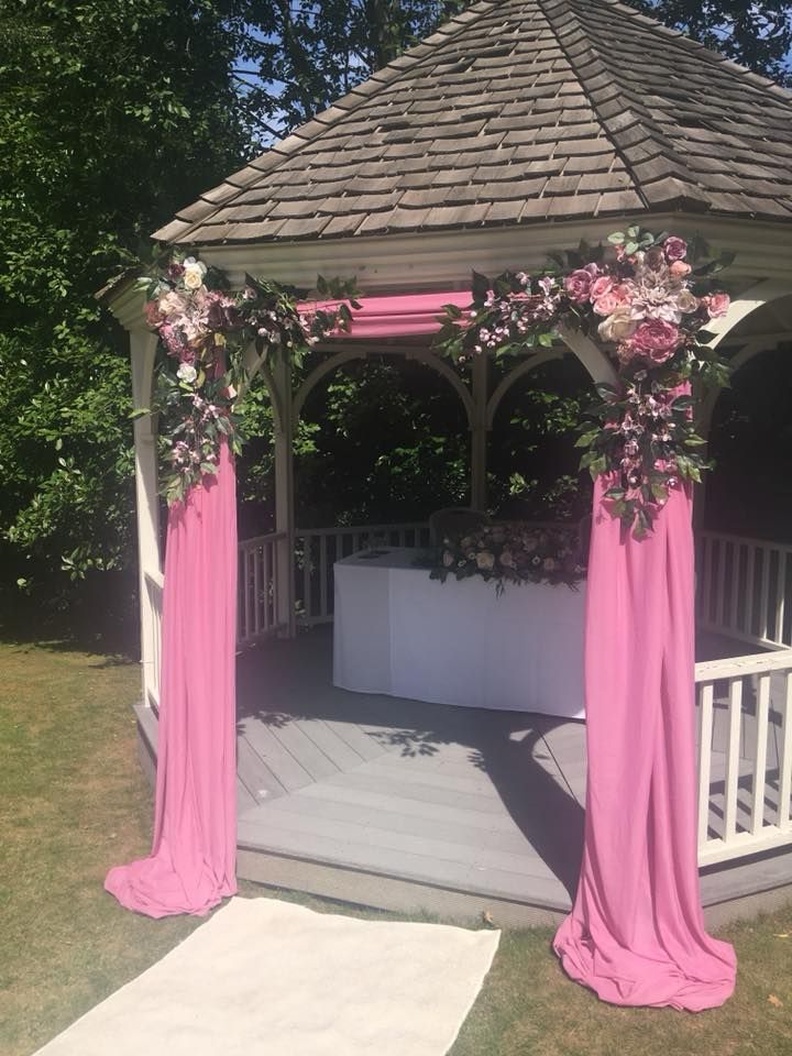 nyaido's tweet photo. Congratulations to Katie &amp; Howard who married @AH_Hotel at the weekend. Their colour scheme was blush pinks &amp; greys and they choose colourful #draping for their alter, our new double draped #backdrop behind the top table &amp; hung a #personalisedsign on the front. #notyouraverage https://t.co/THdNrpFrxN