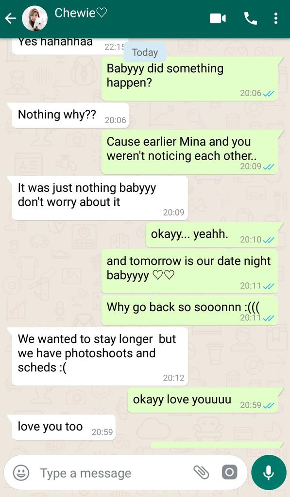 [Chaeyoung noticed something]