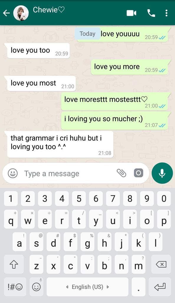 [Chaeyoung noticed something]