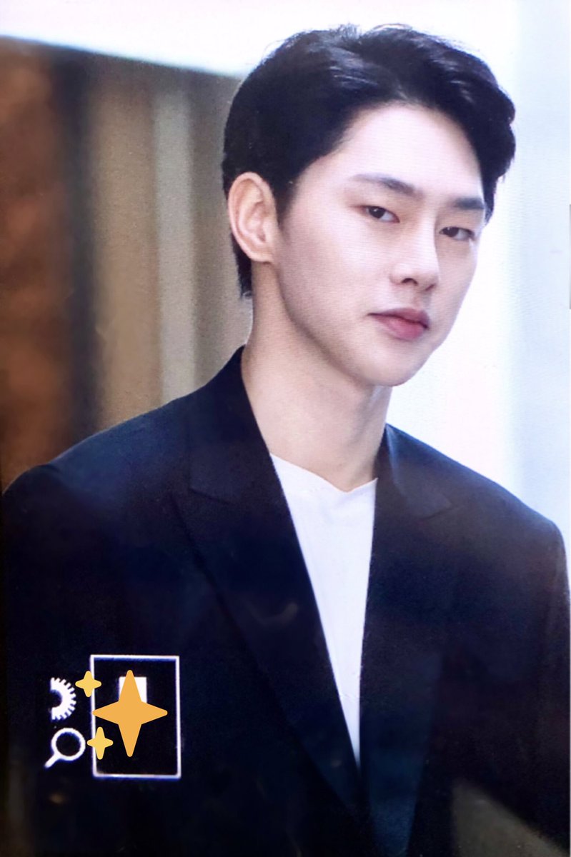 SHINEINBLACK_'s tweet photo. 180807 현빈이 오늘 넘나 까리하구 멋있는고얌 ㅠㅠ #권현빈 https://t.co/rVcfDedtoi