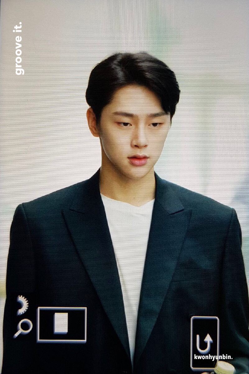 grooveit97's tweet photo. 180807 진짜루 말두 안되는 피지컬 여기찌 #권현빈 https://t.co/XSQ5qOJ1rf