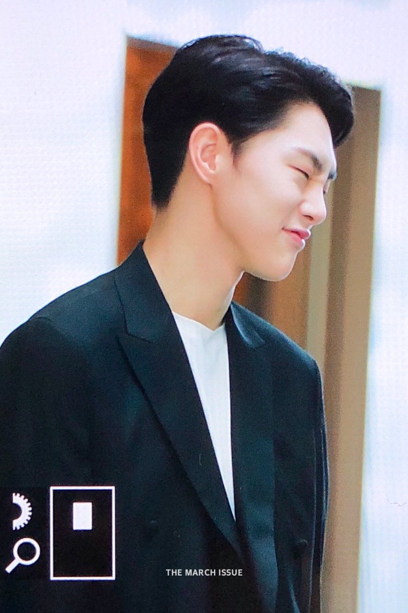 theMarchIssue97's tweet photo. 180807 #권현빈
나는 증말 왕자님이 등장하는줄 아라써 https://t.co/lqCxAYghlD