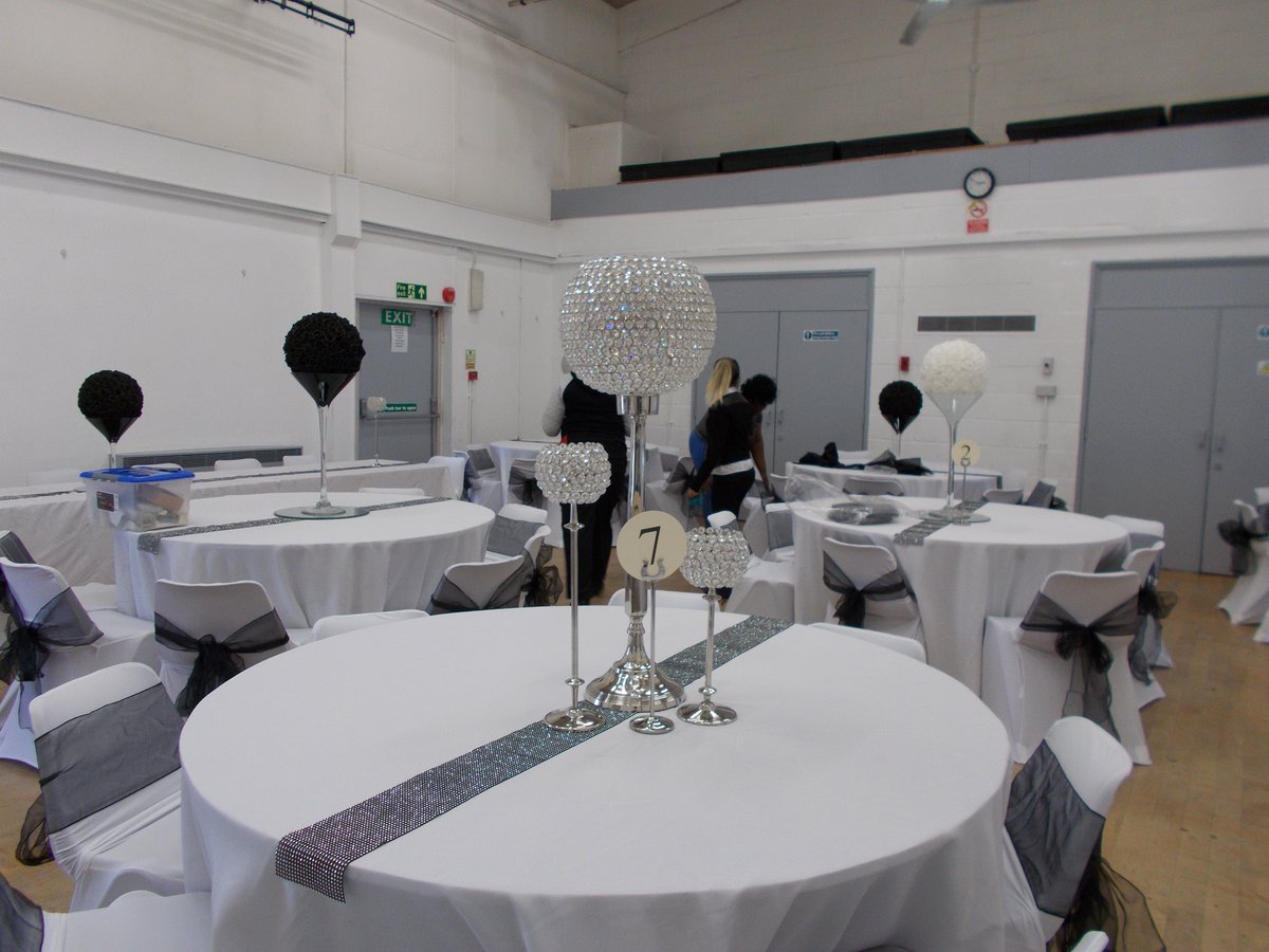 SPACE TO HIRE: Large Hall
This spacious high ceiling room is suitable for a range of community events, private functions, or large social gatherings. It can seat up to 100 (theatre style). 
#party #partytime #havefun #meeting #DanceParty