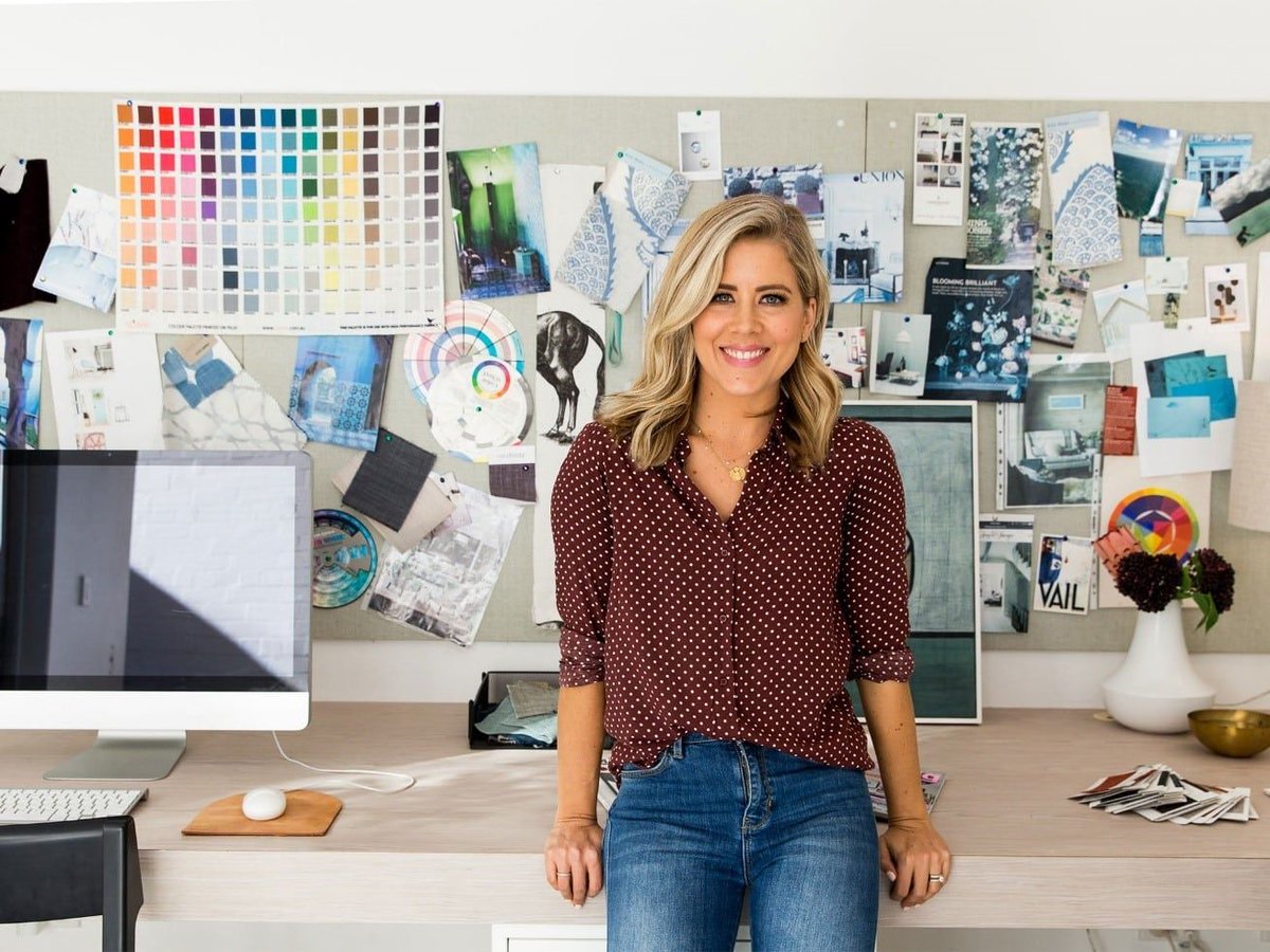 .@telstra_news lists '5 productivity work tips when working flexibly from home'.  I particularly like the the idea of creating multiple work zones within your home #workingfromhome #homeoffice | Telstra Exchange buff.ly/2LXbhBe