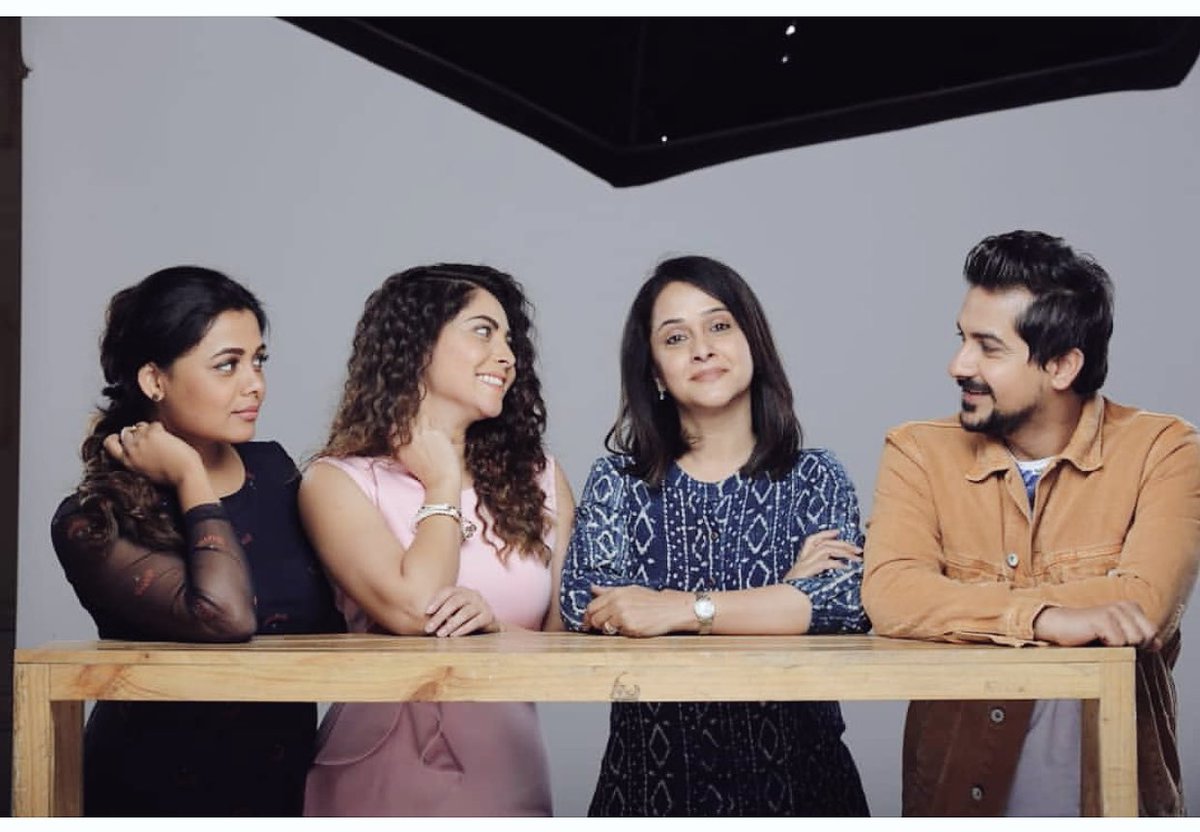 mesonaleeFC's tweet photo. Behind the scenes from #TiAniTi
Fun at the photoshoot 💥❤️ @meSonalee @PrarthanaBehere @jogpushkar @mrinal_kulkarni #ComingSoon https://t.co/XevShYII5t