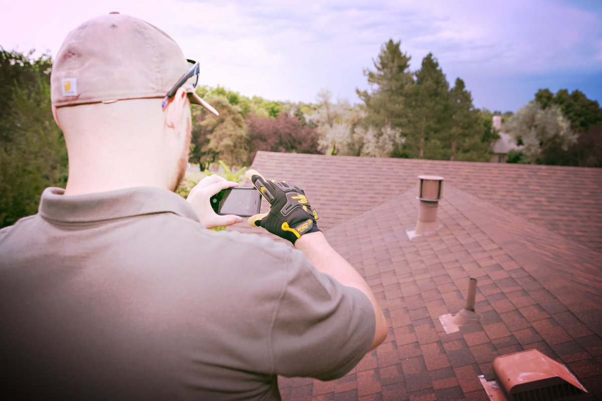 IAQSAQ's tweet image. If you&apos;re getting ready to purchase your first home or build your dream home, you should have the radon levels of your new property tested with the help of Simon Air Quality. Call us now: 613-866-2092

#RadonServices #RadonTesting #Simonairquality