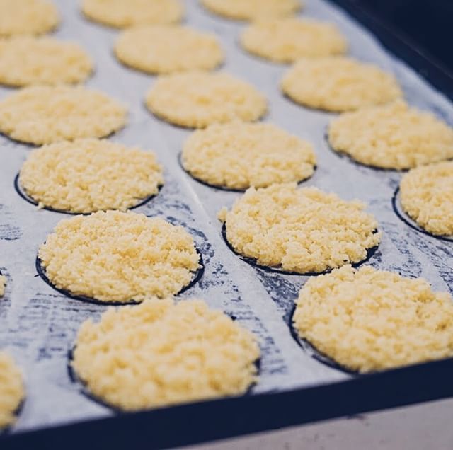 quibeluma's tweet photo. Preparando alfajores de coco🥥 Uno de nuestros alfajores favoritos!!! https://t.co/Z4fbLeV2Ni