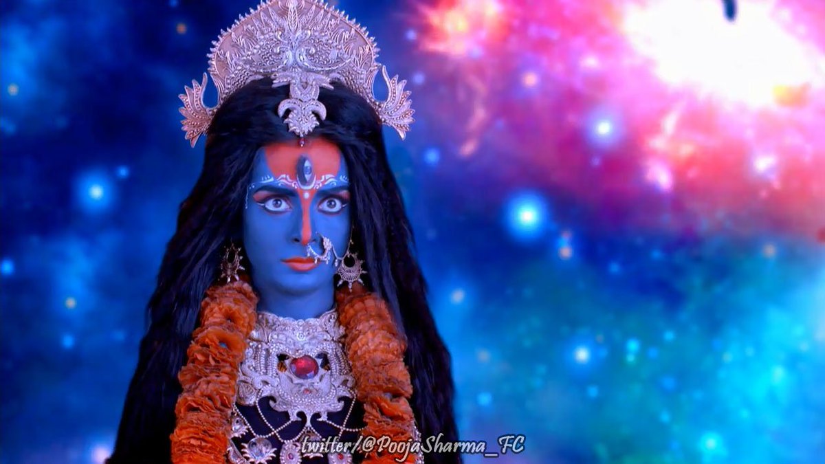PoojaSharma_FC's tweet image. #Ep95 #Cap4 #Mahakaali ~ Adi Shakti in form of Mahakaali comes in front of Brahma,Vishnu and Shiv. While Brahma and Vishnu gets afraid after seeing her,Shiv feels only love towards her.
#PoojaSharma #SourabhRaajJain