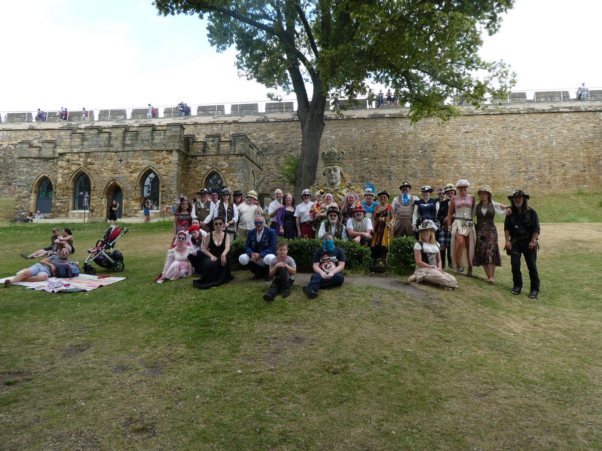 HullRebels's tweet photo. Some of our adventures so far this year...
Trip to Beamish
Cottingham Day 2018
Lincoln with the SP@W
Whitby Steampunk Weekend 2018
#HullRebels
#HullSteampunkRebels
#steampunk
#Hull
#Cottinghamday2018
#Lincoln
#Beamish
#Whitby https://t.co/73wBq9FPi0