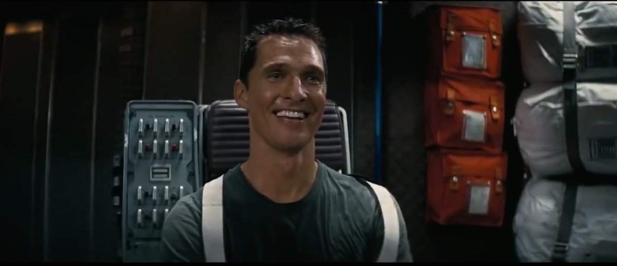 매튜 맥커너히가 티모시한테 '안녕 샬라메 나야 네 영화아빠 쿠퍼' 로 시작하는 보이스 메일을 남겼는데 이건 맥커너히가 인터스텔라에서 오랜...