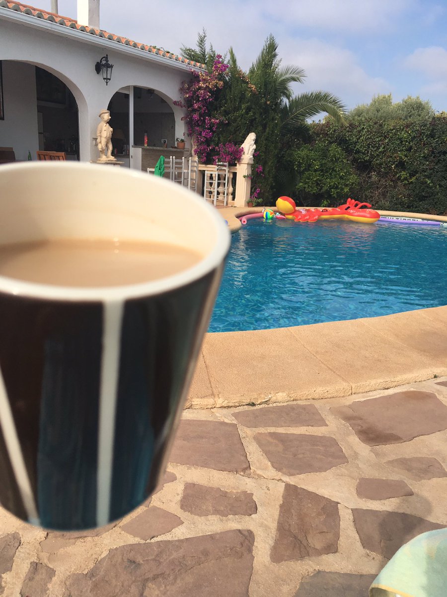 karenGSG's tweet photo. Hubby & kids in bed so I'm enjoying a cup of tea and a dairy free chocolate croissant sat by the pool #PeaceandQuiet #dairyfree #Spain #lifeisgood #WanttoStayForever https://t.co/i3ql5YpBfE