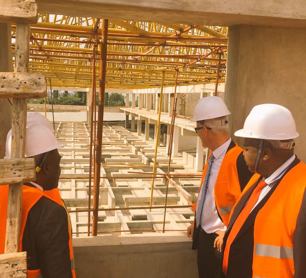 DKAmbTanzania's tweet photo. Very interesting visit to Mburahati market today. Proud to provide #DKAid for PPP to upgrade market facility to make space for 400 traders of #vegetables #meat #fish &amp; #chicken good progress look forward to visit again end of 2018 to see it full with traders @DanishMFA @tpsftz https://t.co/1iSYE3I89I