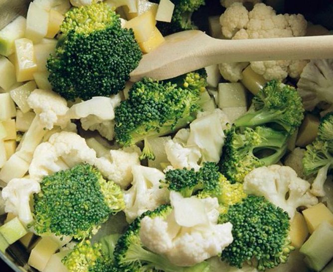 El brócoli: ¿alimento o medicamento? ¿qué pensáis? <a href="/muyinteresante/">MUY Interesante</a> nos cuenta los secretos de este superfood