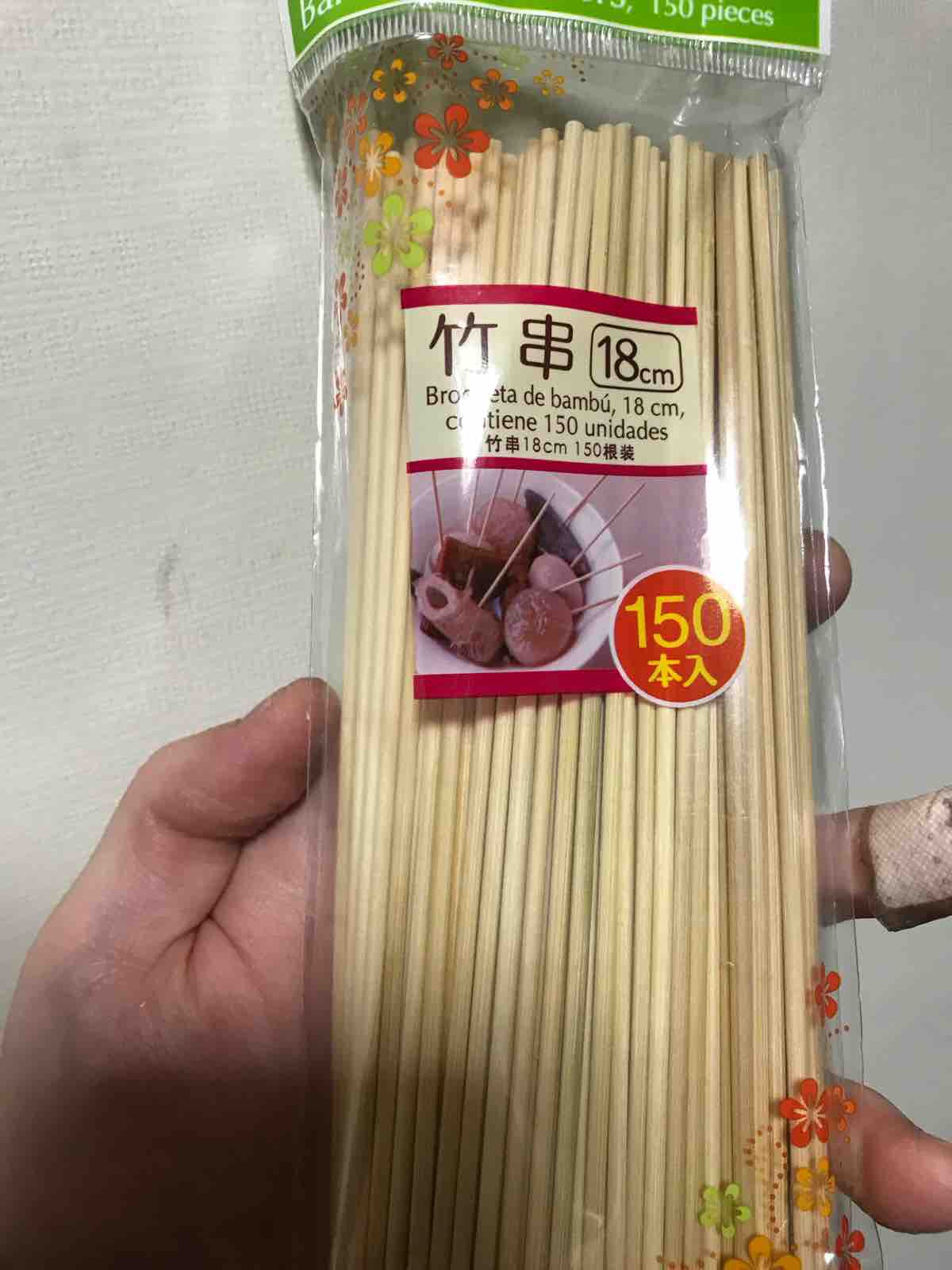 モルガナ 𝐌𝐨𝐫𝐠𝐚𝐧𝐚 塗装用のネコの手は結構高い でも自作するとかなり安くつきます 100均で竹串 を買い Amazonで売ってるワニ口クリップ100個入りで作れます ワニ口クリップ ケーブルクリップ は大きいダイソーなら大小入ったものもあるので お