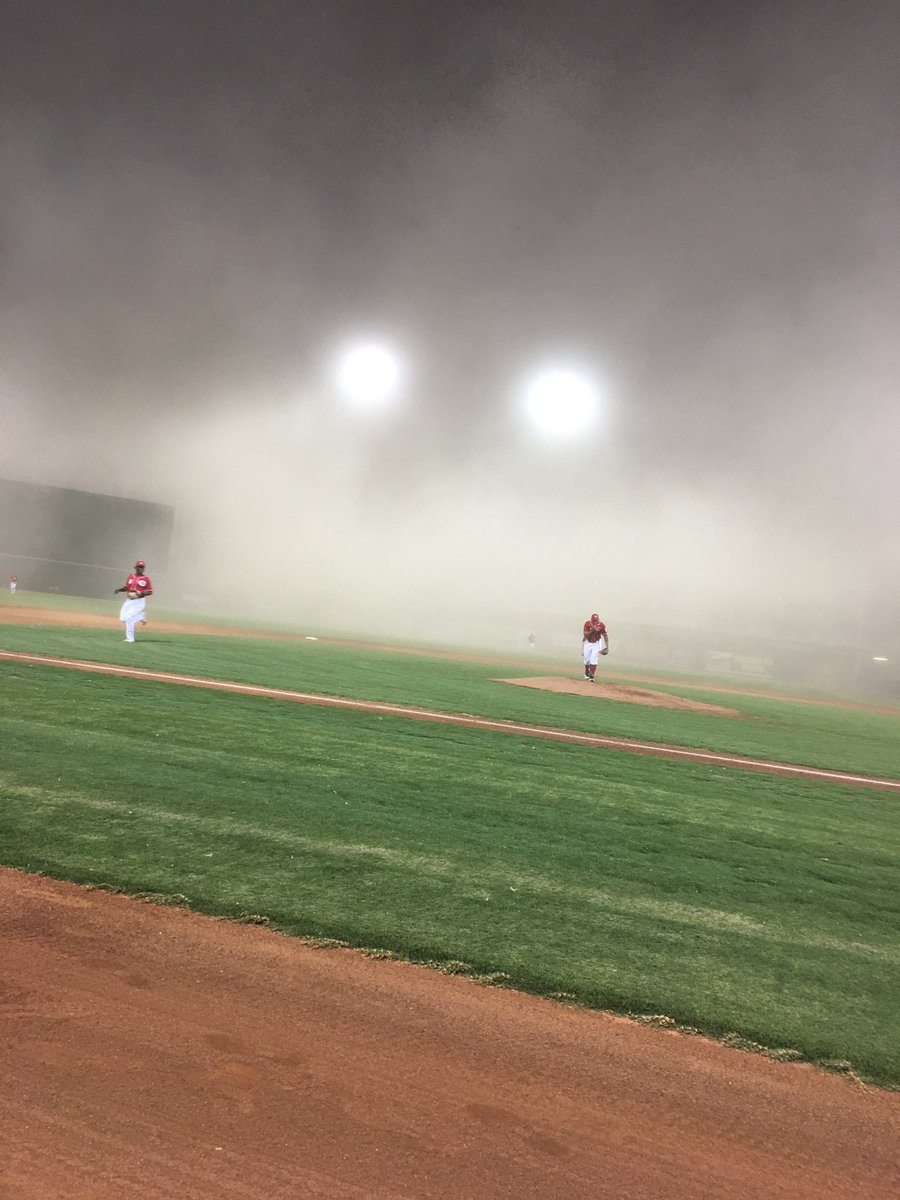 braunerhulk's tweet image. Just got #haboobed out! That’s a first... @Reds #azproblems