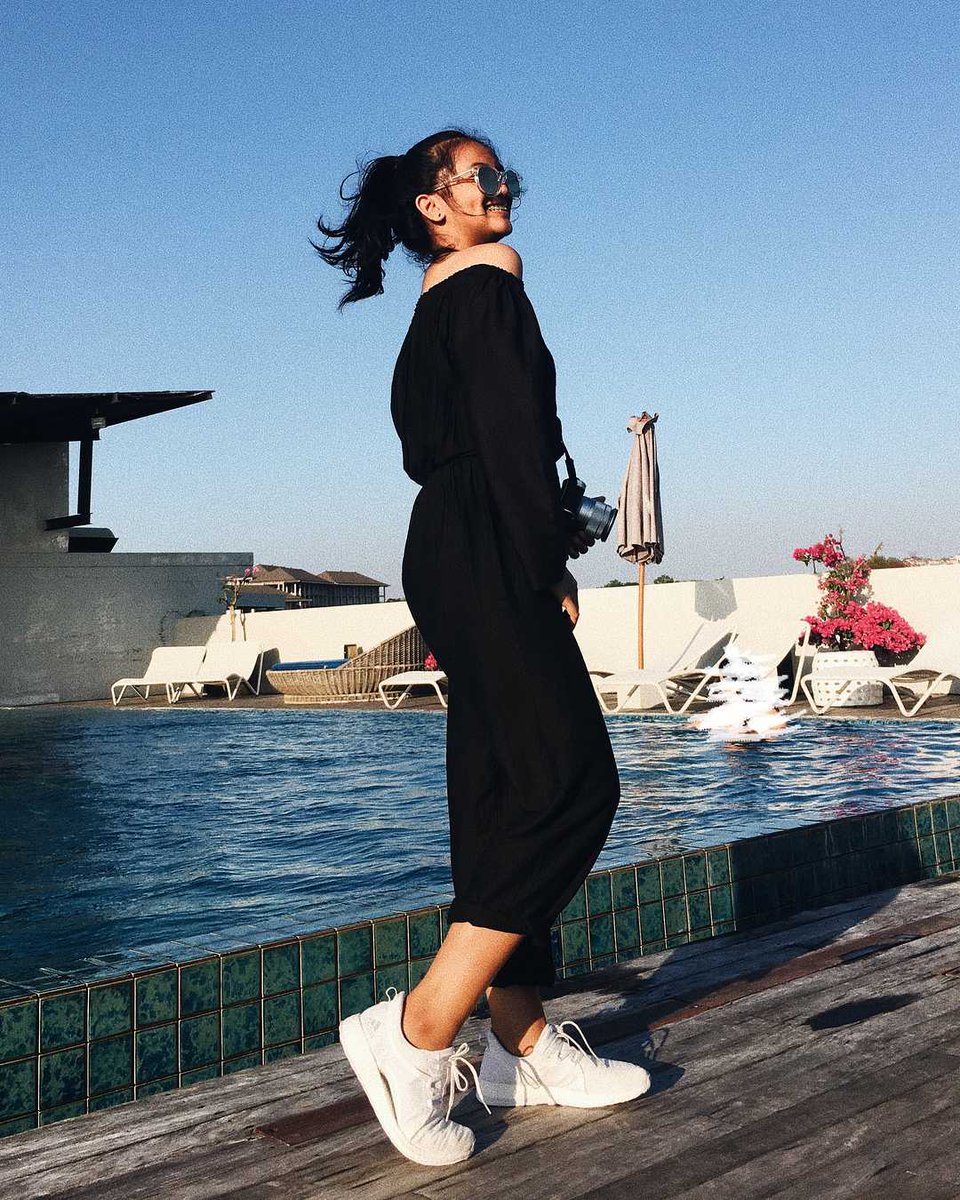 KlapaResortBali's tweet photo. Cheers for the sun kisses!
📷 @annisafadillar
🏝 @klaparesortbali
#klaparesort #klaparesortbali #pecatu #dreamland #uluwatu #vacation #staycation #triptobali #gotobali #balibible #balidaily #resort #hotel #bali https://t.co/pbwr1FEjfj