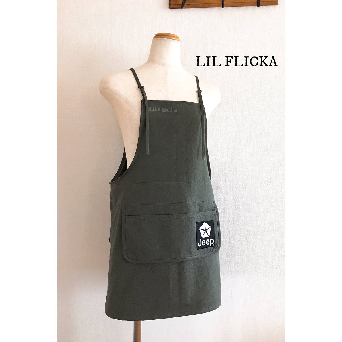 LilFlicka2013's tweet photo. ・
やっぱりミリタリー好きです♡
・
新しい形のエプロン、
オーダーやコラボの縫製の
合間に作りました!
・
・
#ブログ更新しました
https://t.co/6cOGY55kqfブログ/
・
・
#lilflicka #リルフリッカ #バッグ #エプロン #オーダー #大人カジュアル #sewing #山梨 #minne #creema #base #jimdo https://t.co/l0xbJqRe4U