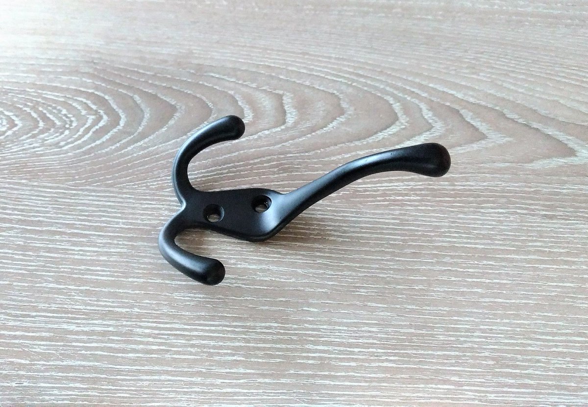 TaiwanHwaPeng's tweet photo. Double Coat Hook #RobeHook https://t.co/wBfuL06Arp