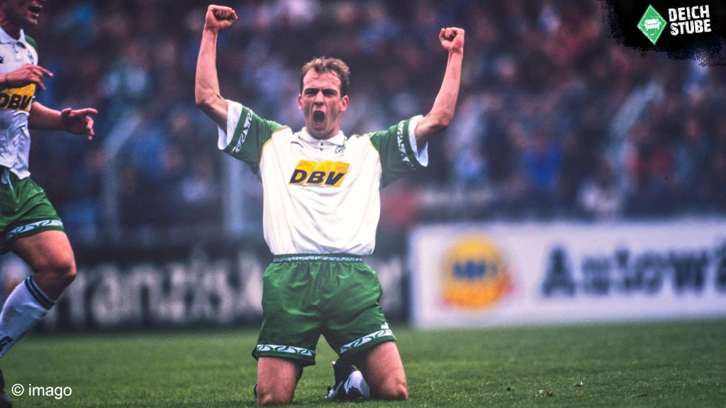 wistorie's tweet photo. 31.07.1995: "Super-Mario" haut einen raus - oder besser: rein. Im Freundschaftsspiel gegen #EBS lässt sich Mario #Basler in der Nachspielzeit beim Stand von 0:0 einwechseln. Denn: Es gibt Freistoß für #Werder am Strafraum. Basler tritt an und versenkt den Ball im Tor - Wahnsinn! https://t.co/sHEq3TCCnx