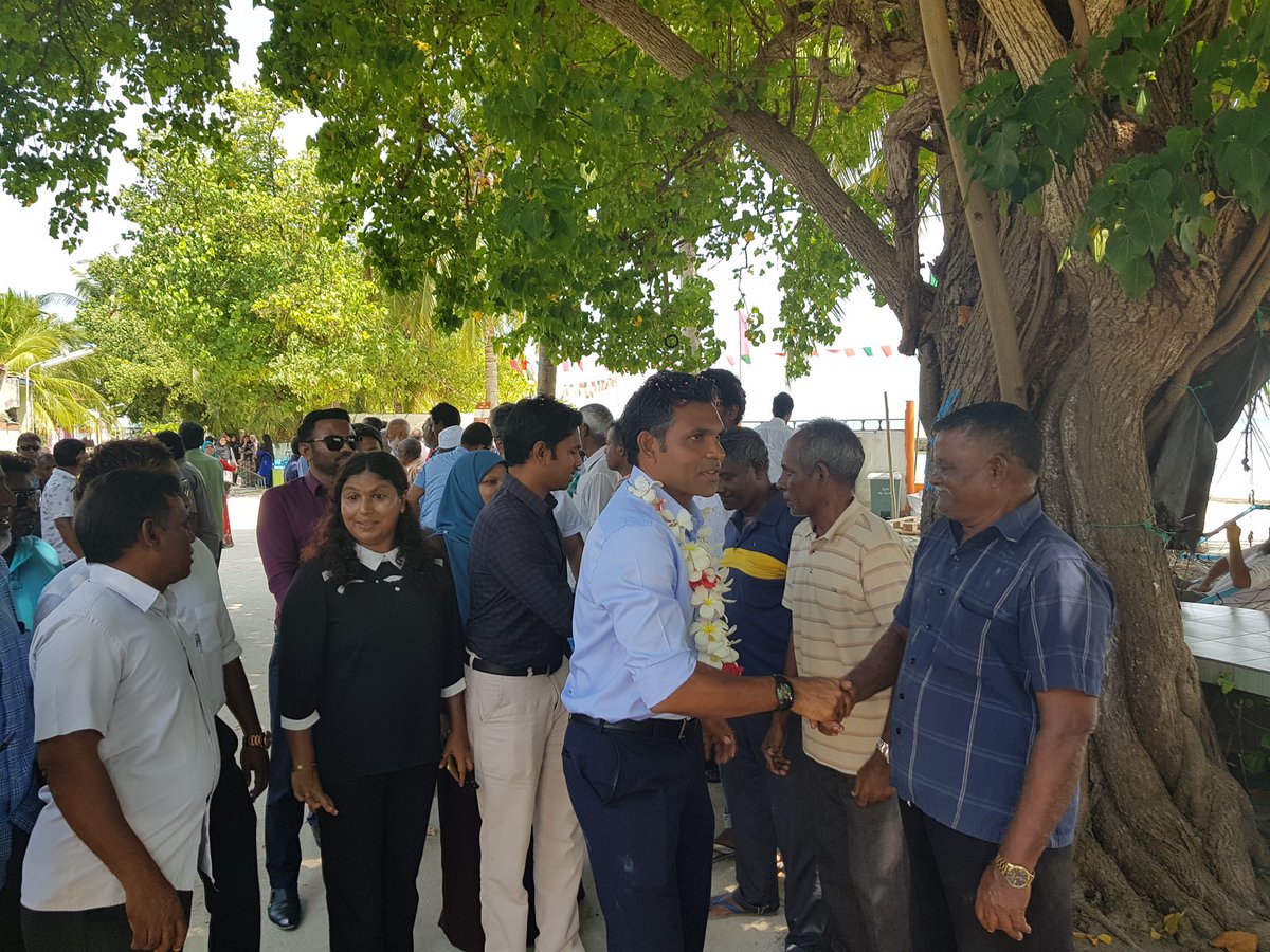 Adh.Hangnameedhoo ge raiythunnai  Qaumy Candidate ge Running mate Hon.<a href="/FaisalNasym/">Faisal Naseem</a> aai gulhifava party thakuge #Team bahdhalukurun. "#Rishvath ammu kurumah #Sarukarun kuramun dha masahkathai dhekohlah thedhuvumah raiythunnah ilthimas kuran" Hon. <a href="/FaisalNasym/">Faisal Naseem</a> .

#IbuFaisal2018