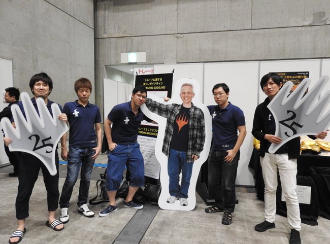 Team_Cygames's tweet photo. グランプリ・千葉2018レポート(前編)
公開が遅くなりました…先ずは前編として、八十岡さんと渡辺さん2人分をお届けします。3年ぶりに帰ってきた使い基本セットを武器にどんな戦いぶりを見せたのか…!https://t.co/4jJcC0az9E #teamcygames #gpchiba https://t.co/RLuhoGvMGR