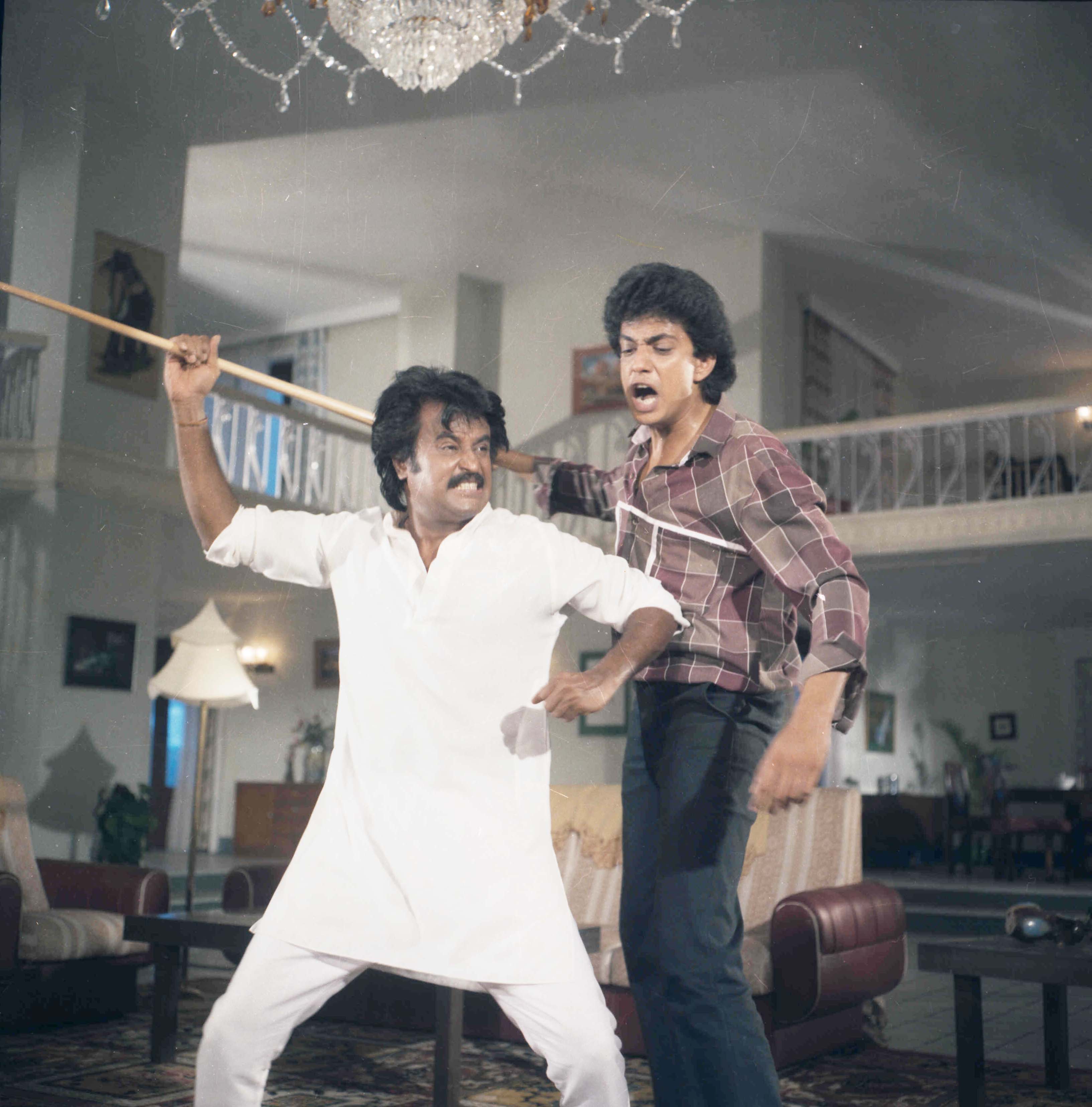 Manithan top rajini songs