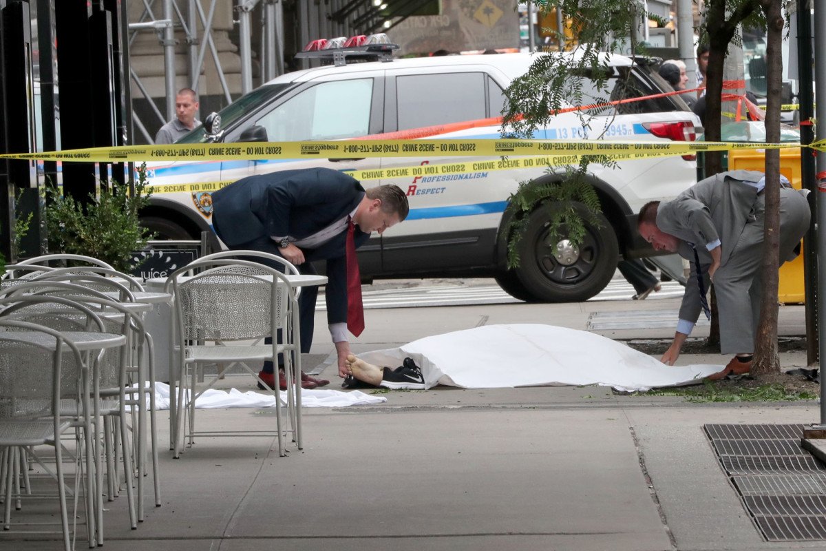 New York Post Man Jumps To His Death From Luxury Nyc Hotel T Co Xvjujrasjw