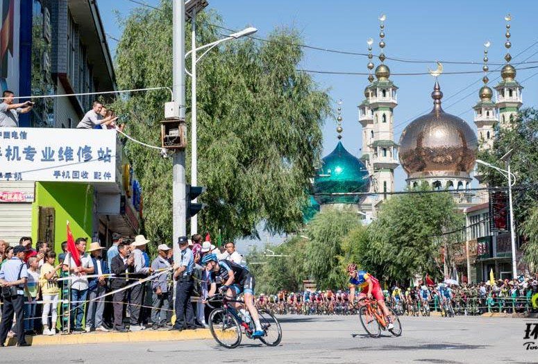Jordy Buskermolen kijkt ogen uit in Chinese Tour - meerbode.nl/jordy-buskermo…